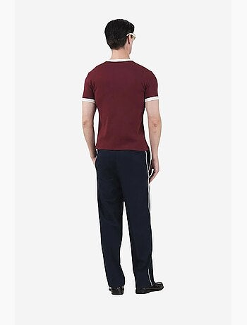 Camiseta slim fit de cuello redondo con ribete en contraste giesto