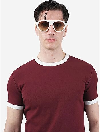 Camiseta slim fit de cuello redondo con ribete en contraste giesto