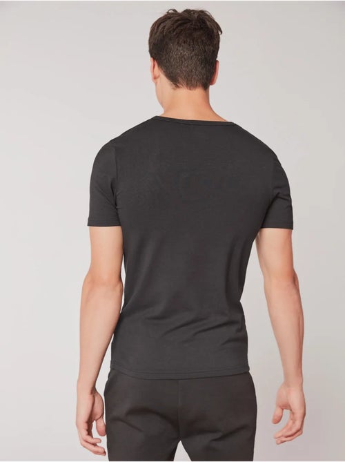 Camiseta termal de hombre de manga corta en tejido de modal - Kiabi Camiseta termal de hombre de manga corta en tejido de modal - Kiabi