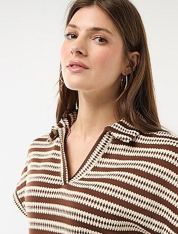 Camiseta tipo polo colorida