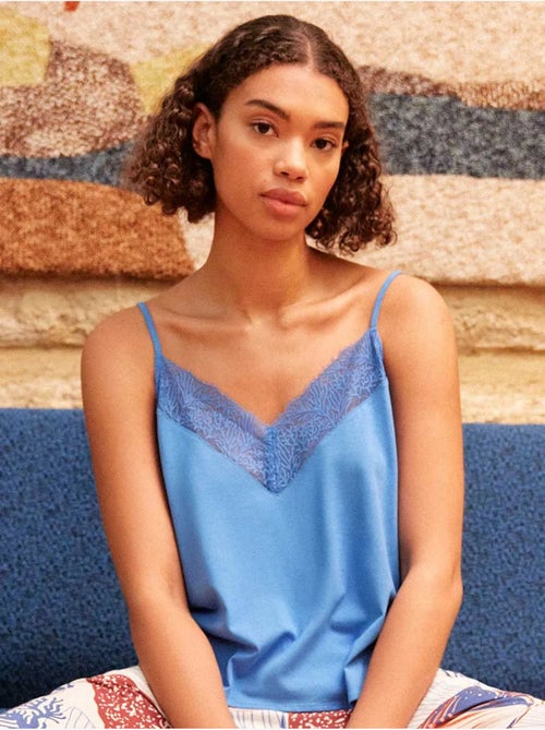 Camiseta tirantes lencera con detalle encaje en algodón y modal - Kiabi Camiseta tirantes lencera con detalle encaje en algodón y modal - Kiabi