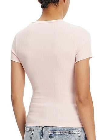 Camiseta tommy hilfiger con insignia para mujer