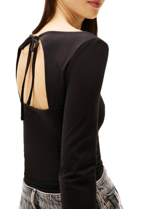 Camiseta Tommy Hilfiger Slim con Bandera para Mujer - Kiabi Camiseta Tommy Hilfiger Slim con Bandera para Mujer - Kiabi