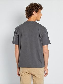 Las Leyendas Nacen Junio 1948 Cumpleaños Hombre Camiseta Unisex
