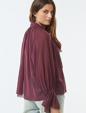 Camiseta vaporosa con mangas con volantes