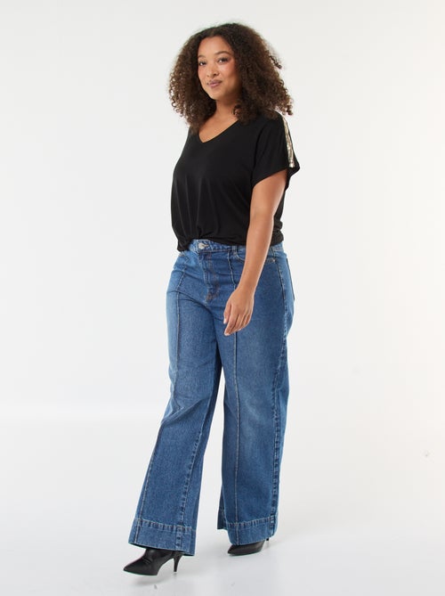 Camiseta 'Vero Moda' con cuello en V y lentejuelas - Kiabi