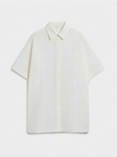 Camisola con botones y detalles calados 100% algodón - Kiabi Camisola con botones y detalles calados 100% algodón - Kiabi