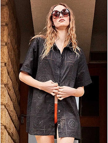 Camisola con botones y detalles calados 100% algodón
