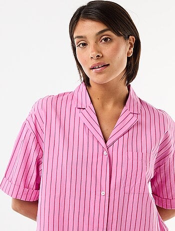 Camisón de maternidad abotonado