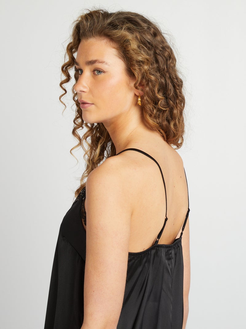 Camisón satinado con encaje negro - Kiabi