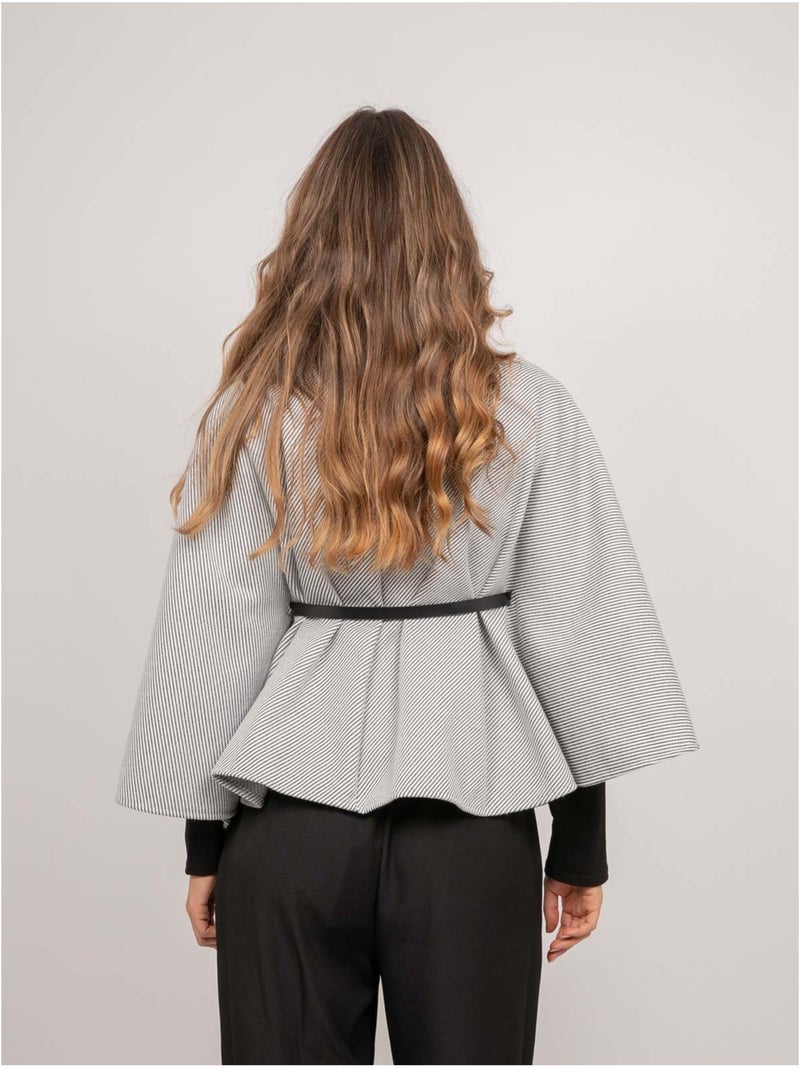 Capa con cinturón, cuello alto y mangas acampanadas urolie Gris - Kiabi