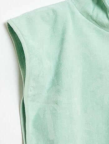 Capa de baño lisa con capucha