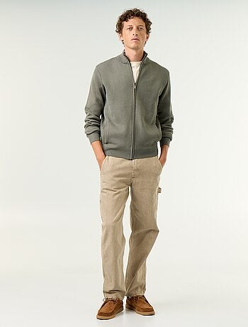 Cárdigan con cremallera y cuello alto