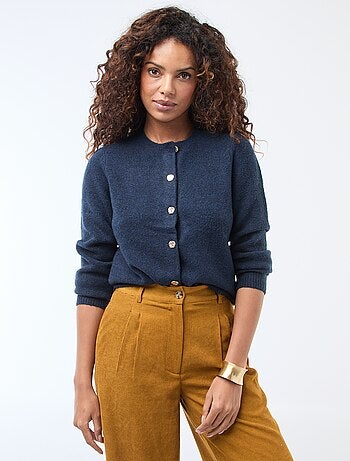 Cárdigan de punto con botones dorados