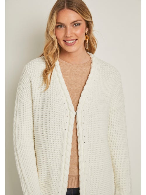 Cárdigan largo y cálido con cuello en V y botones automáticos - Afibel - Kiabi