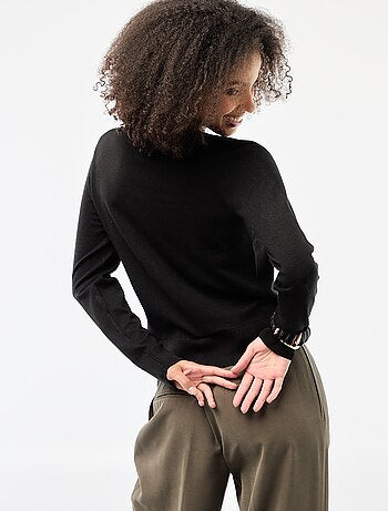 Cárdigan liso cuello redondo