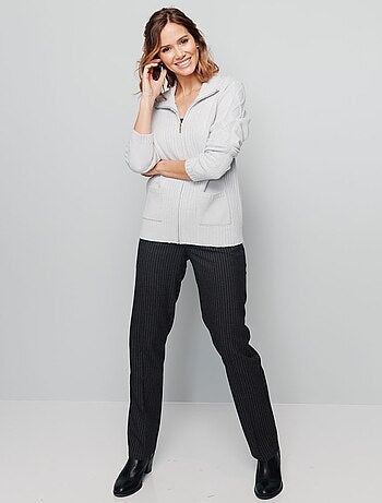 Cárdigan liso de largo medio con cremallera en punto grueso - Afibel