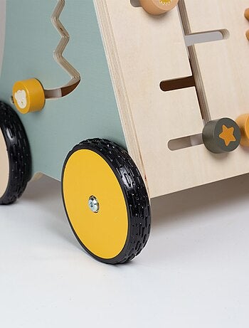 Carrito andador para bebé con ruedas dentadas