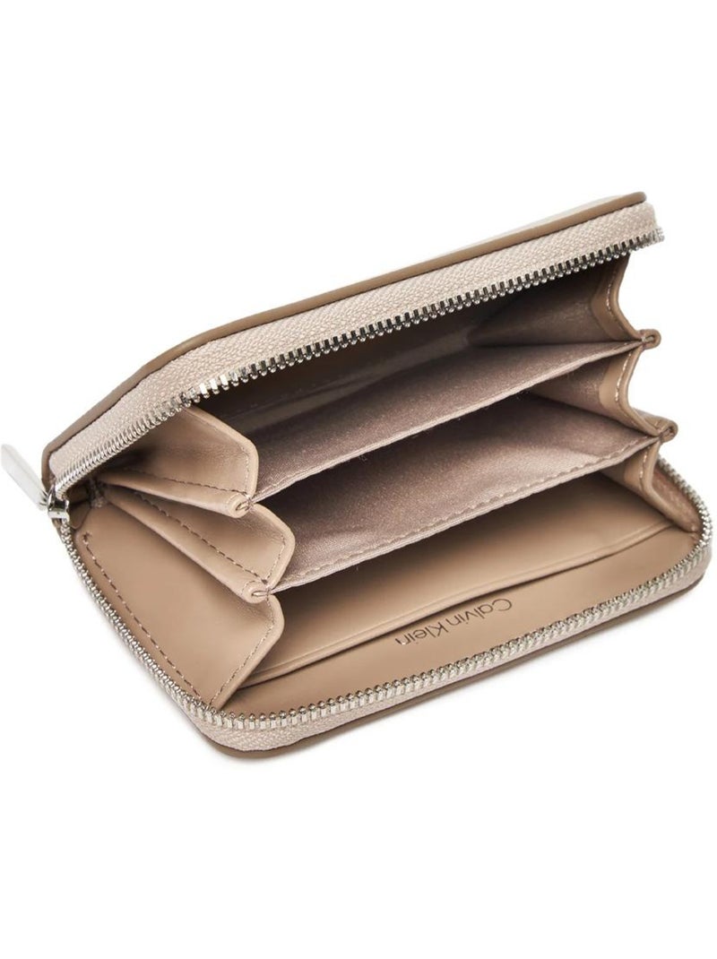 Cartera Calvin Klein Jeans para Mujer Beige - Kiabi