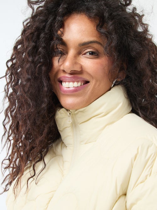 Cazadora acolchada corta con cuello alto y bolsillos forrados con polar - Kiabi