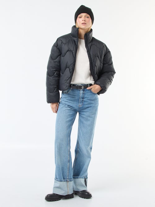 Cazadora acolchada corta con cuello alto y bolsillos forrados de polar - Kiabi