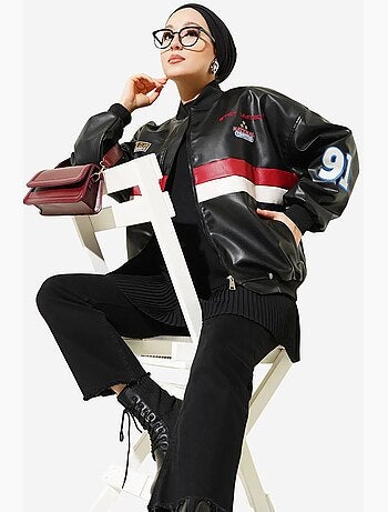 Cazadora bomber oversize de cuero sintético color block bdart