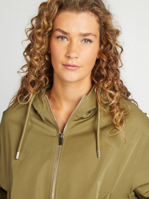 Cazadora corta oversize - Kiabi