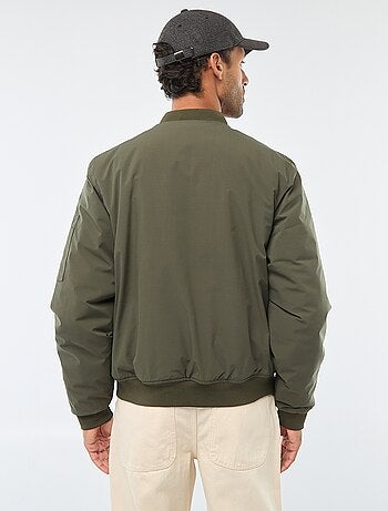 Cazadora estilo aviador con bolsillo con cremallera en la manga