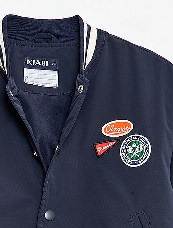 Cazadora estilo aviador con botones a presión