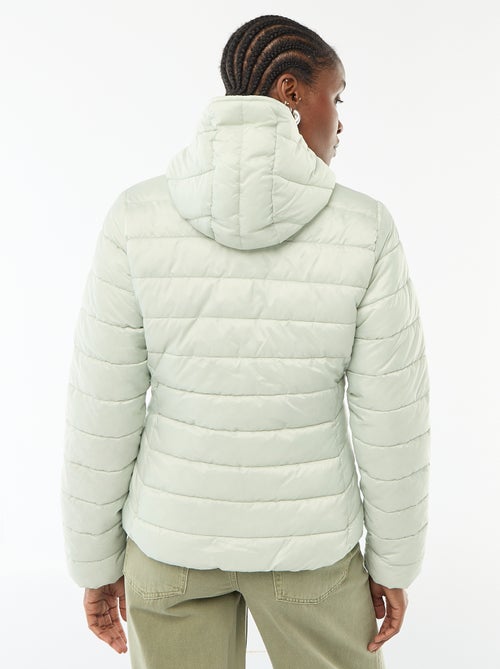 Cazadora ligera acolchada con capucha lisa - Kiabi Cazadora ligera acolchada con capucha lisa - Kiabi