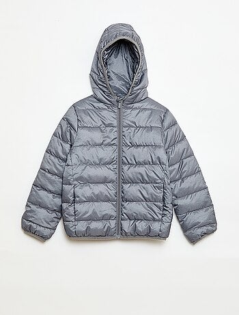 Cazadora ligera con capucha