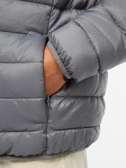 Cazadora ligera con capucha - Kiabi