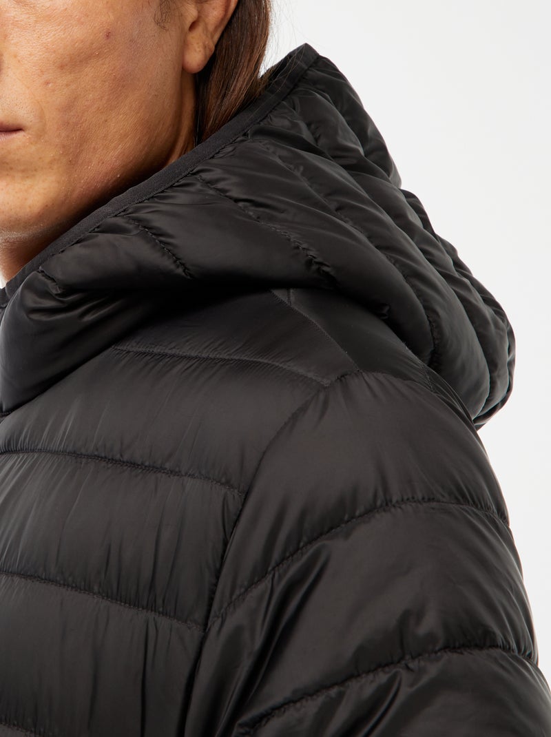 Cazadora ligera con capucha negro - Kiabi