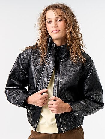 Cazadora oversize de efecto piel con cuello alto