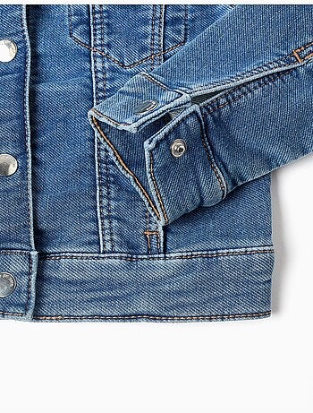 Cazadora vaquera con cuatro bolsillos