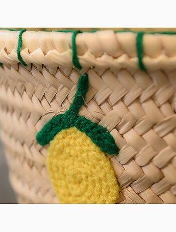 Cesta de limones bordada