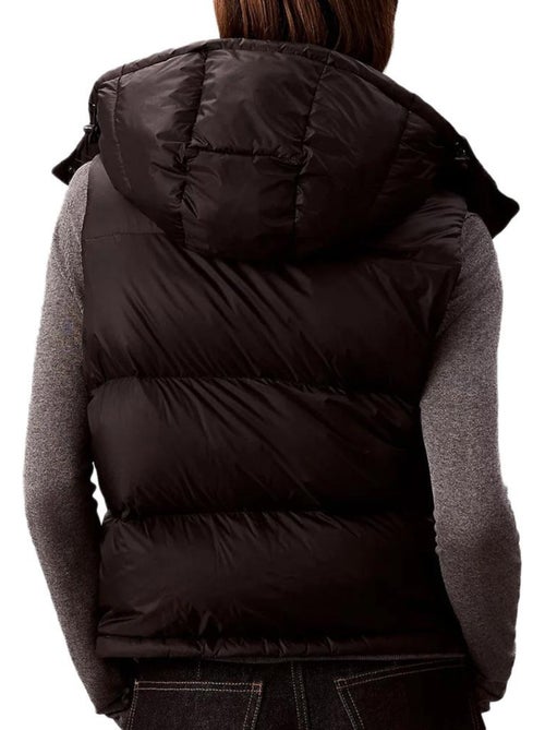 Chaleco acolchado calvin klein jeans para mujer - Kiabi Chaleco acolchado calvin klein jeans para mujer - Kiabi