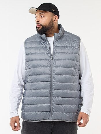 Chaleco acolchado ligero sin mangas con cuello alto
