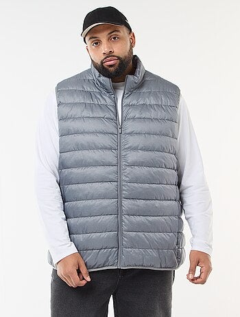 Chaleco acolchado ligero sin mangas con cuello alto