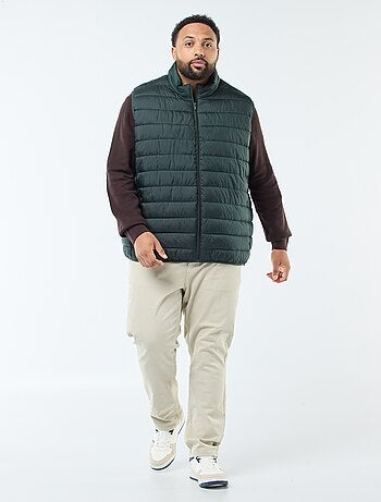 Chaleco acolchado ligero sin mangas con cuello alto