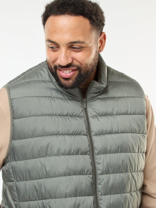 Chaleco acolchado ligero sin mangas con cuello alto - Kiabi