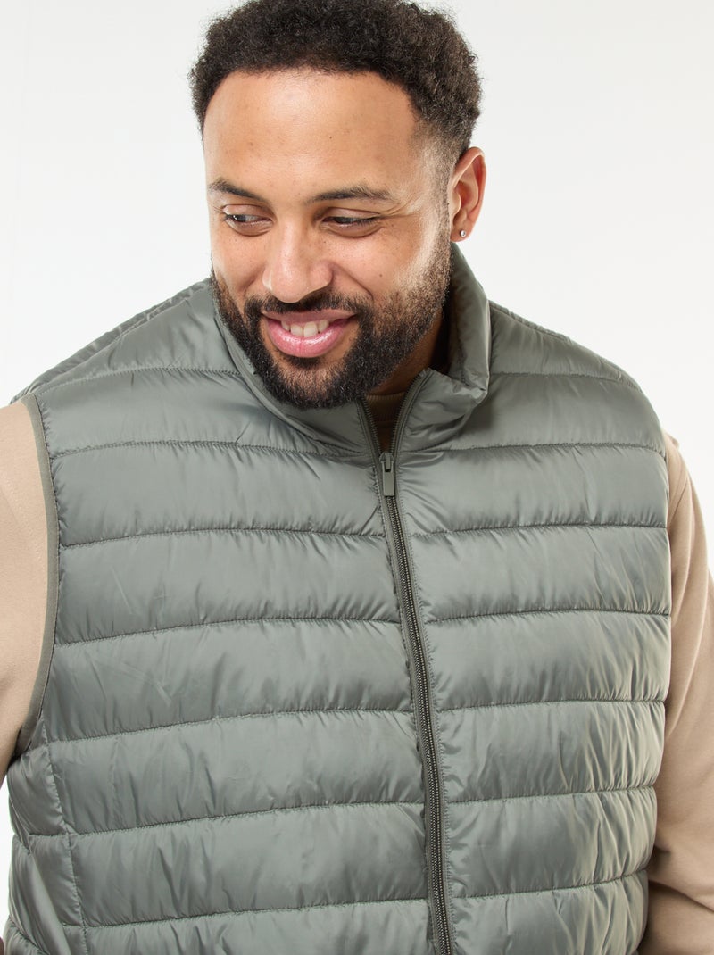 Chaleco acolchado ligero sin mangas con cuello alto Verde - Kiabi