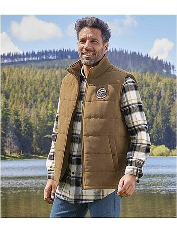 Chaleco sin mangas de tejido efecto ante con cuello alto y cremallera