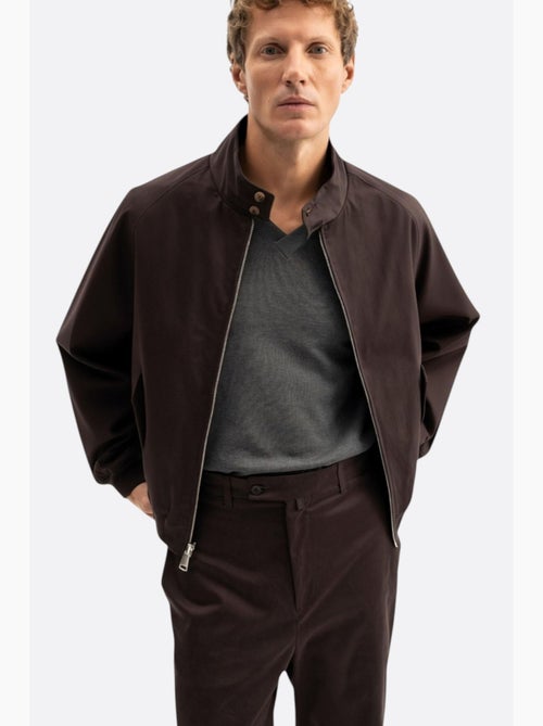 Chaleco con cuello de chaqueta y cremallera giesto - Kiabi Chaleco con cuello de chaqueta y cremallera giesto - Kiabi