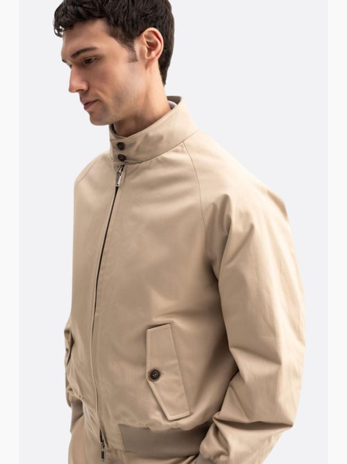 Chaleco con cuello mao giesto - Kiabi