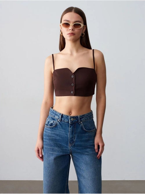 Chaleco cropped entallado de tencel para mujer dilvin - Kiabi Chaleco cropped entallado de tencel para mujer dilvin - Kiabi