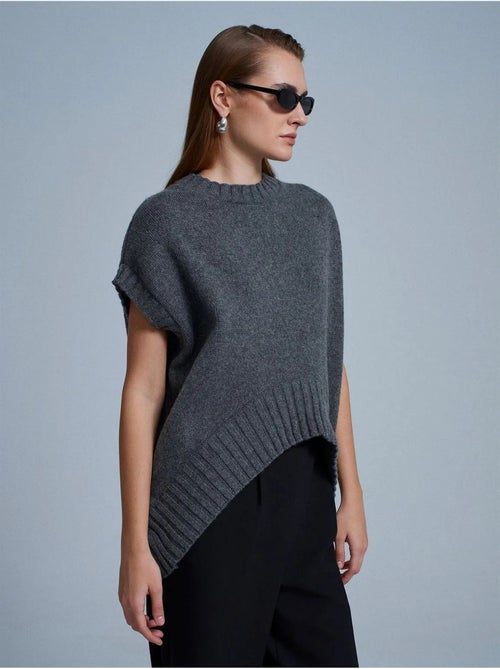 Chaleco de jersey de punto acanalado oversize dilvin - Kiabi Chaleco de jersey de punto acanalado oversize dilvin - Kiabi