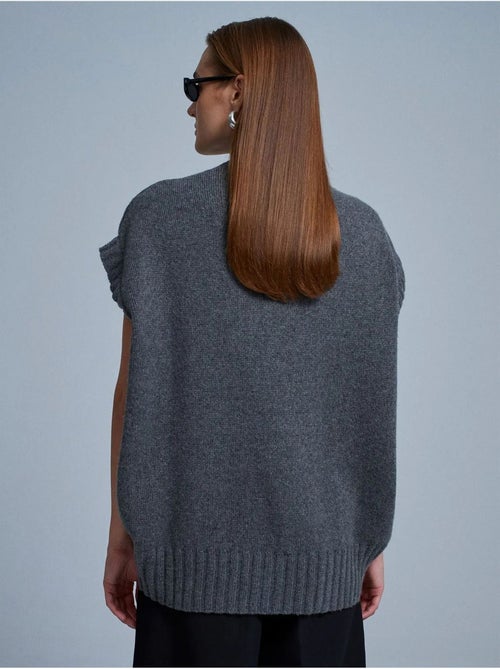 Chaleco de jersey de punto acanalado oversize dilvin - Kiabi Chaleco de jersey de punto acanalado oversize dilvin - Kiabi