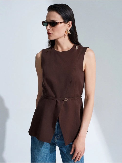 Chaleco de mujer de popelina de tencel con cinturón en la cintura dilvin - Kiabi Chaleco de mujer de popelina de tencel con cinturón en la cintura dilvin - Kiabi