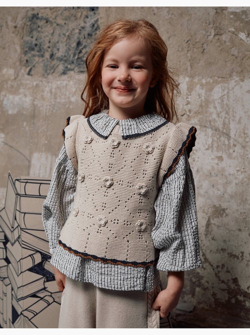 Chaleco de punto con croché y volantes B&S - Kiabi